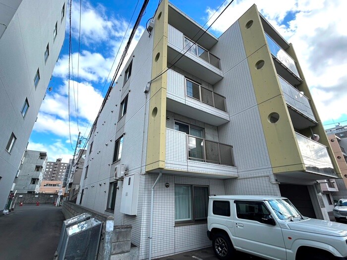 物件外観写真1　(外観写真)