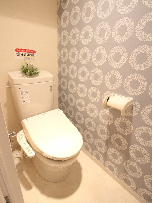 物件内観写真16　(トイレ)