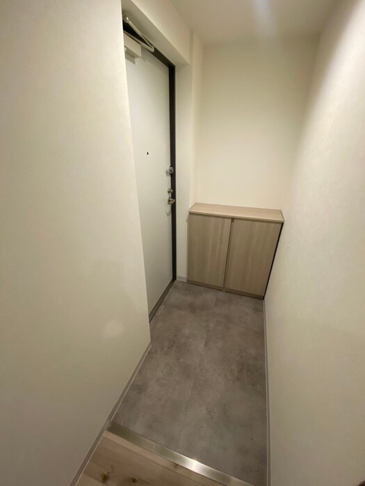 物件内観写真18　(玄関)