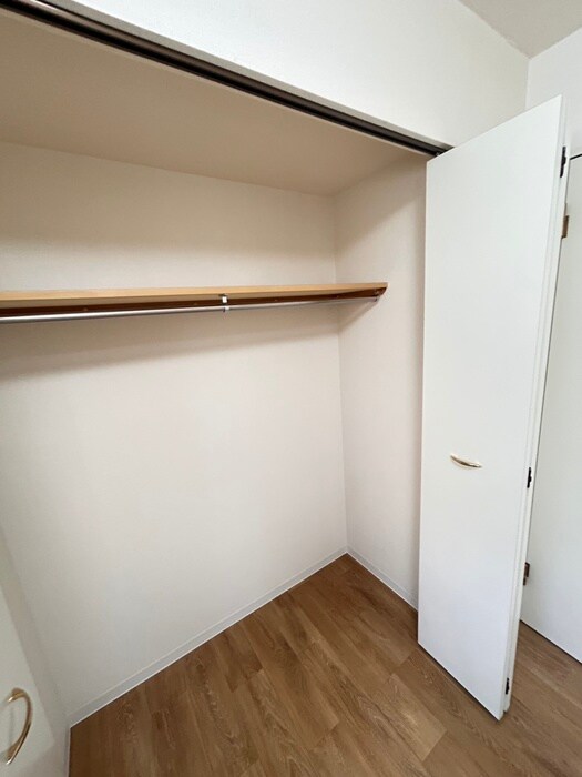 物件内観写真15　(収納)