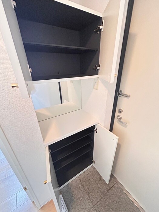 物件内観写真17　(靴箱)