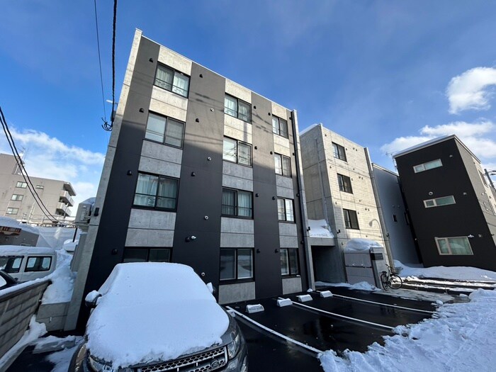 物件外観写真1　(外観写真)