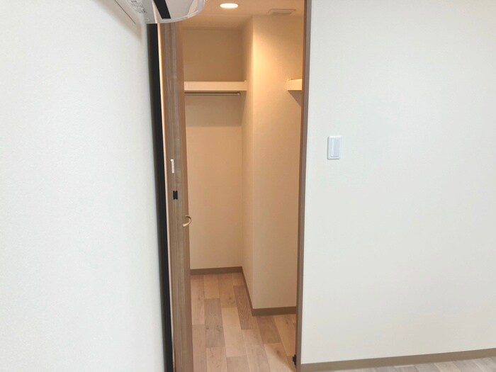 物件内観写真13　(収納)