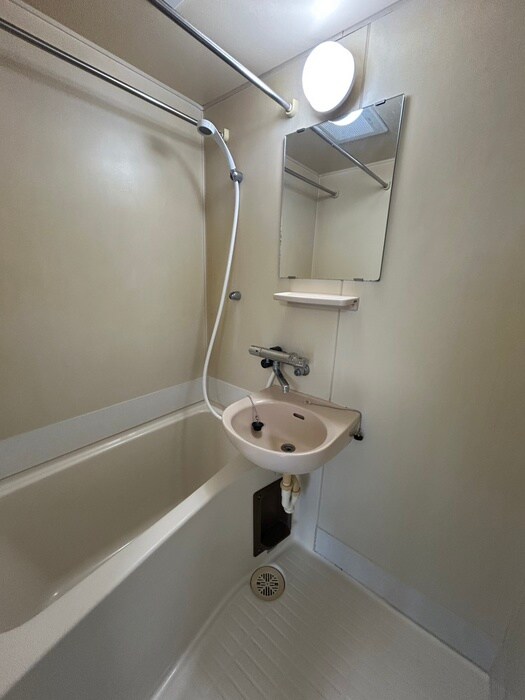 物件内観写真13　(バス／シャワールーム等)