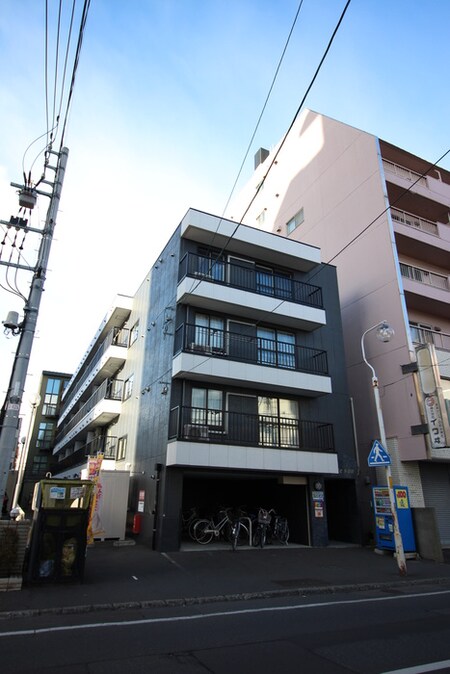 フィオーレ参番館外観写真