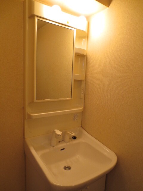 物件内観写真8　(洗面)