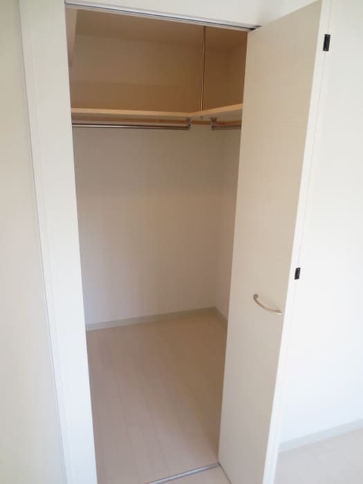 物件内観写真11　(収納)