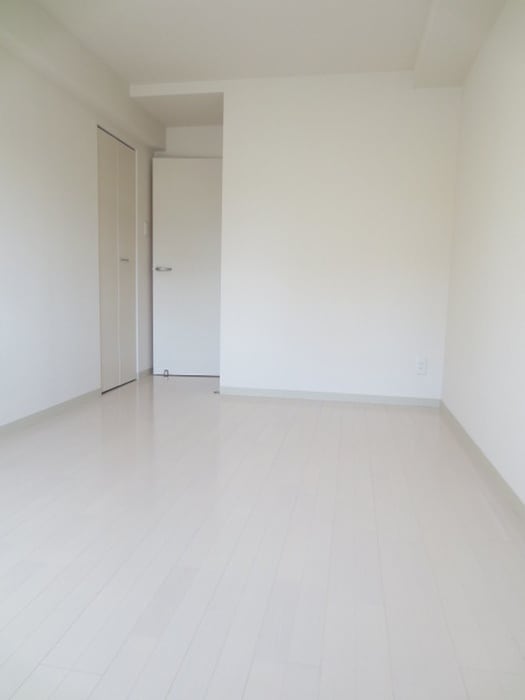 物件内観写真16　(居室)