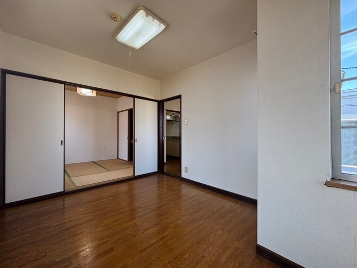 物件内観写真12　(居室)