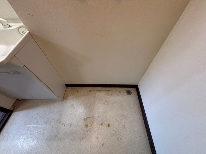 物件内観写真20　(洗濯機置場)