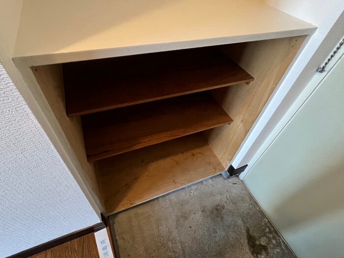 物件内観写真15　(靴箱)