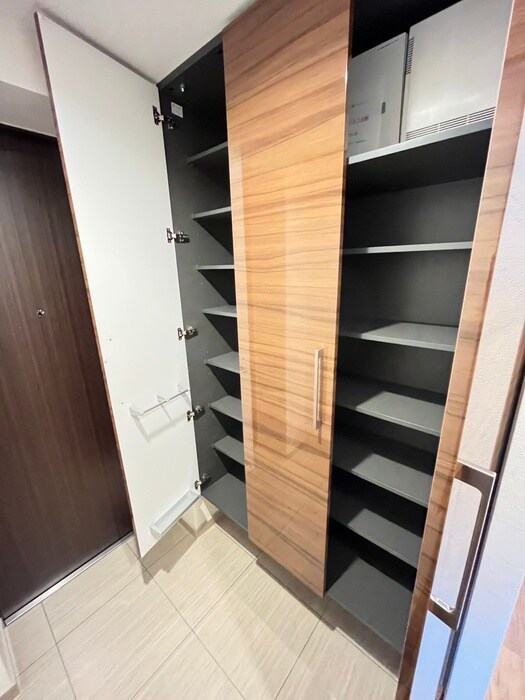 物件内観写真17　(靴箱)