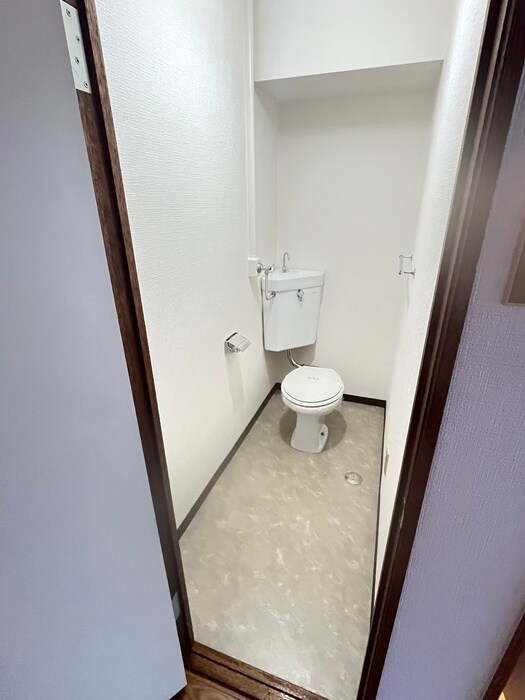 物件内観写真14　(トイレ)