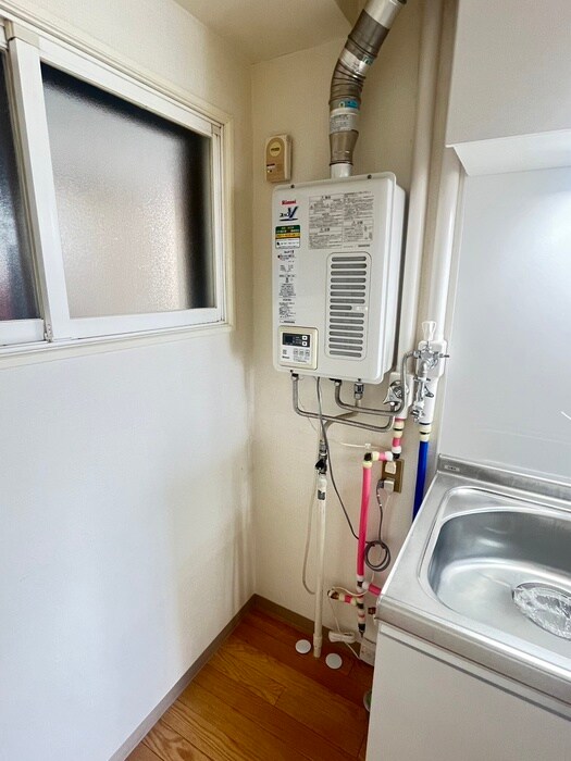 物件内観写真15　(洗濯機置場)