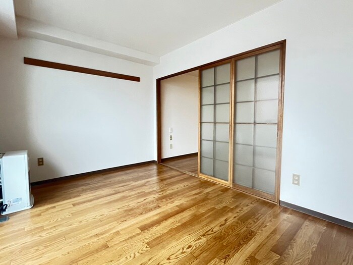 物件内観写真16　(居室)