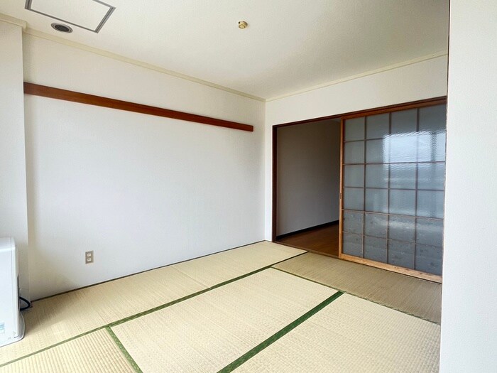 物件内観写真19　(居室)