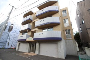 フロ－ネ南１０条外観写真