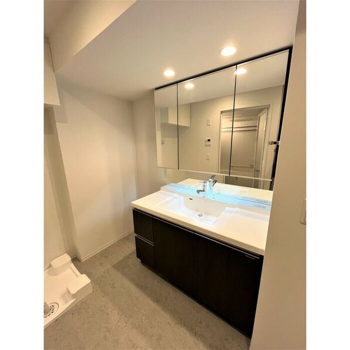 物件内観写真7　(洗面)