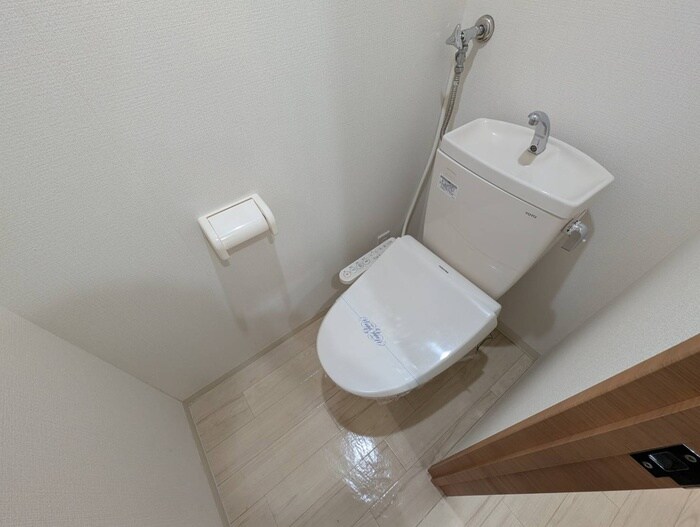 物件内観写真17　(トイレ)