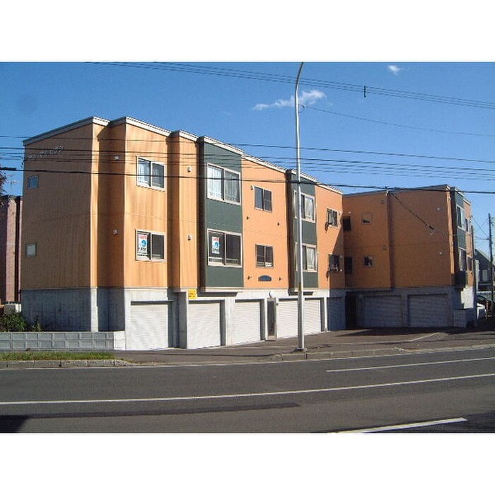 物件外観写真1　(外観写真)