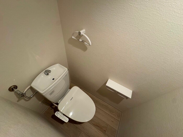 物件内観写真12　(トイレ)