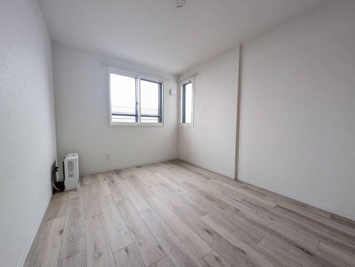 物件内観写真18　(居室)