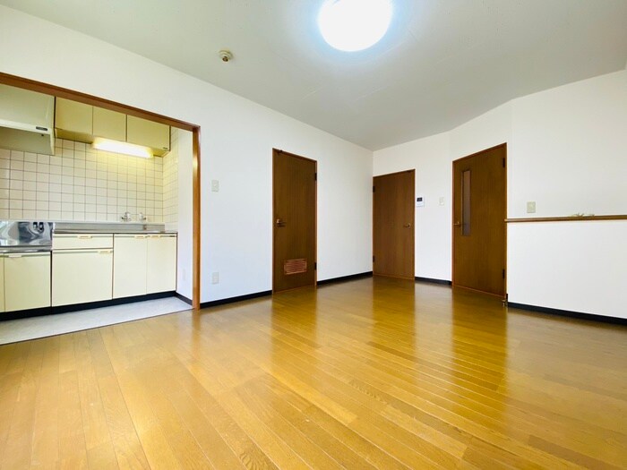 物件内観写真4　(居室)