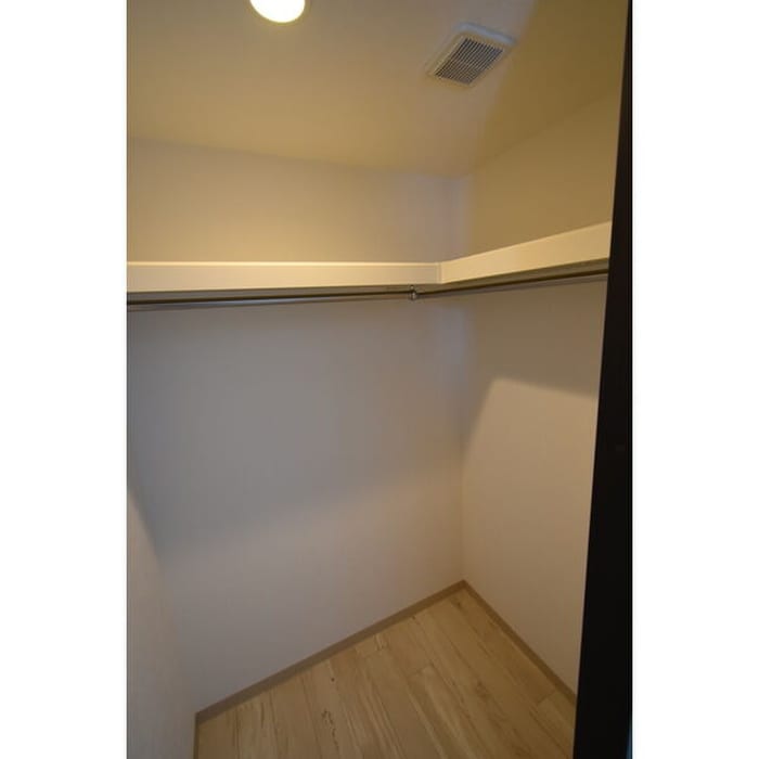 物件内観写真9　(収納)