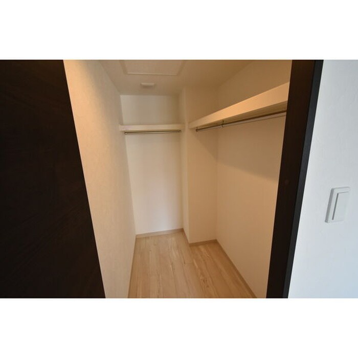 物件内観写真9　(収納)