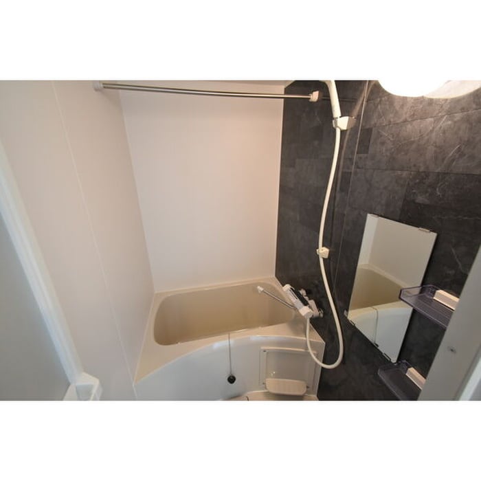 物件内観写真12　(バス／シャワールーム等)