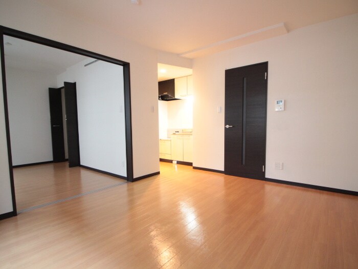 物件内観写真7　(居室)