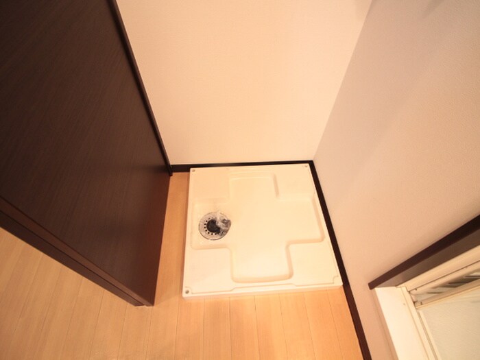 物件内観写真20　(洗濯機置場)