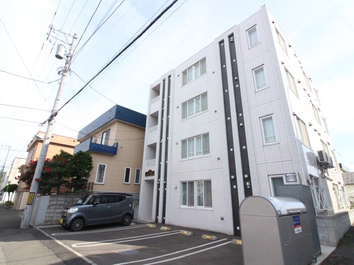 物件外観写真1　(外観写真)