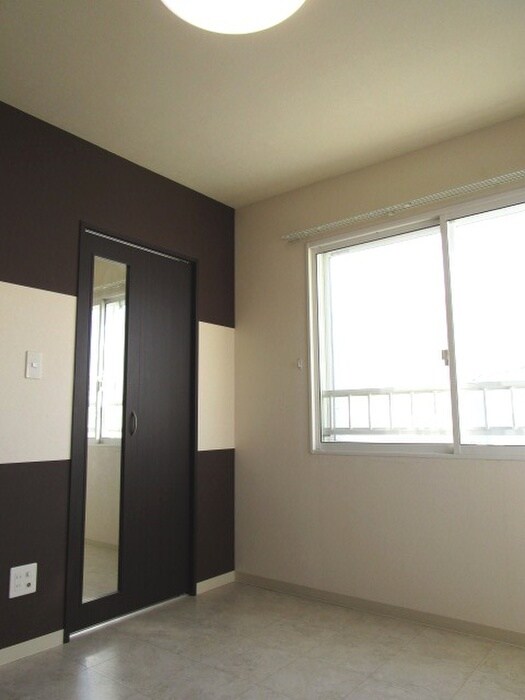 物件内観写真14　(居室)