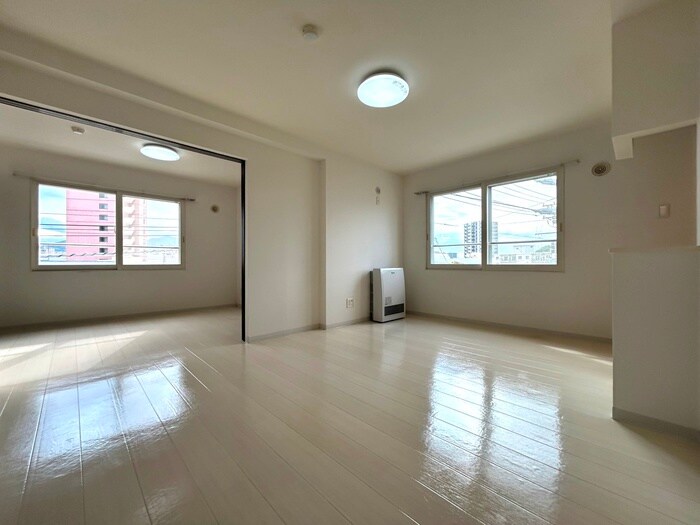 物件内観写真9　(居室)