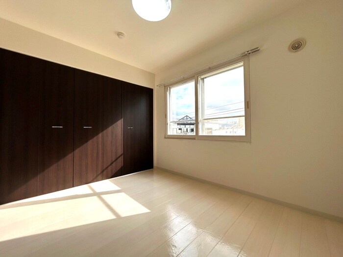 物件内観写真12　(居室)