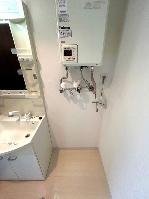 物件内観写真19　(洗濯機置場)