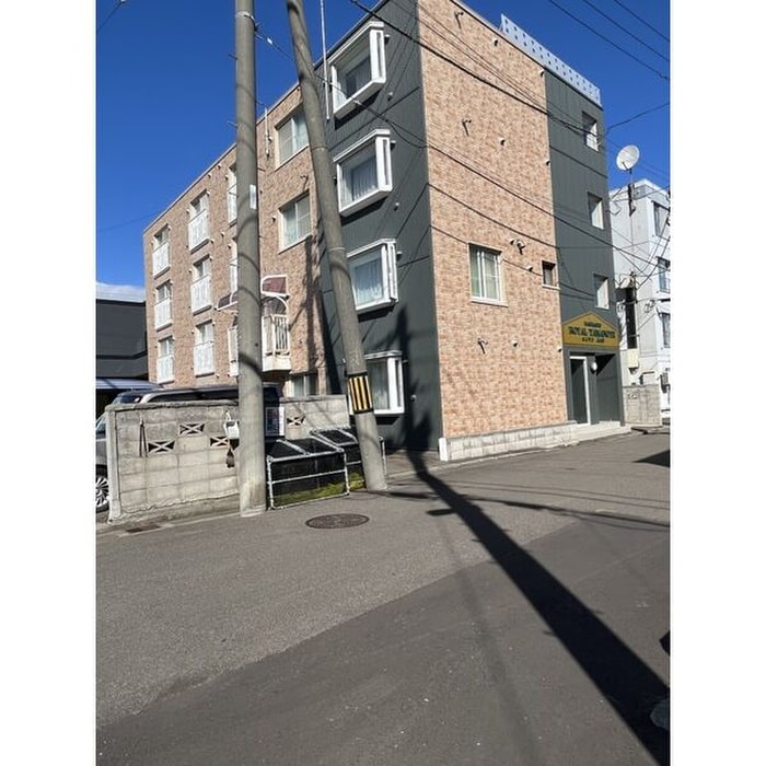 物件外観写真3　(外観写真)