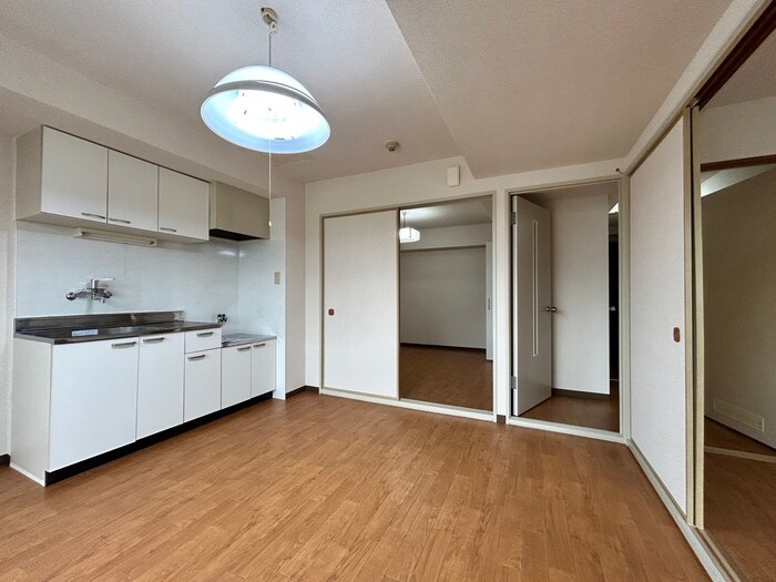 物件内観写真10　(居室)