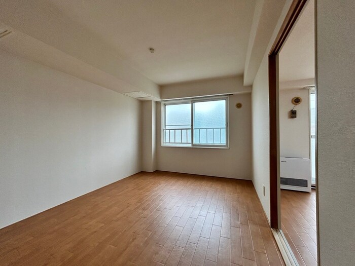 物件内観写真11　(居室)