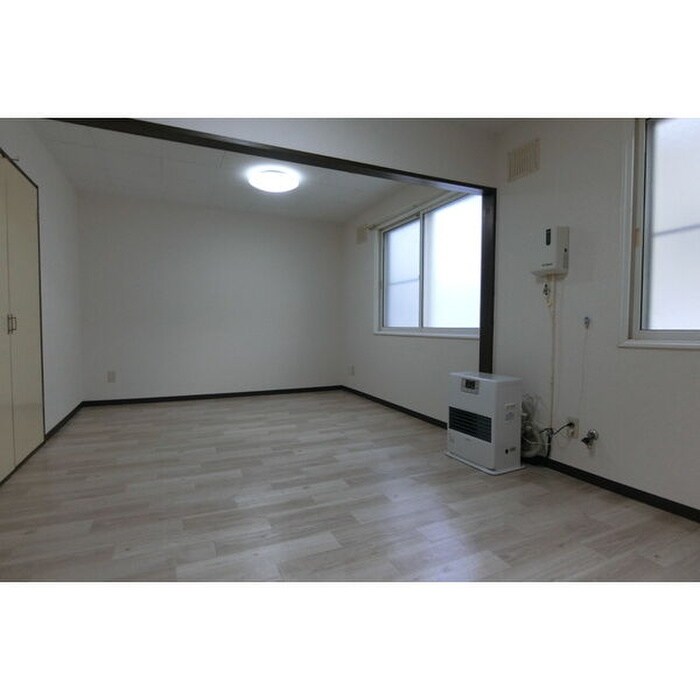 物件内観写真5　(居室)