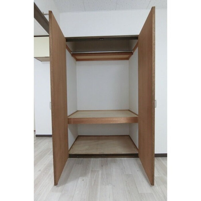 物件内観写真9　(収納)