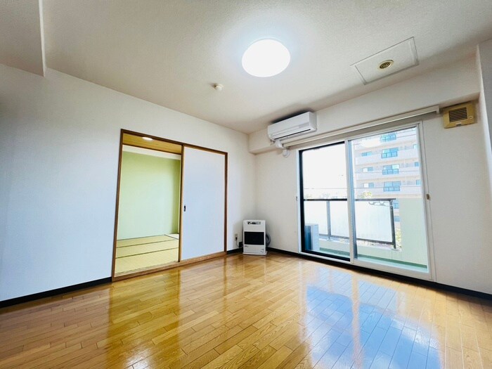 物件内観写真10　(居室)