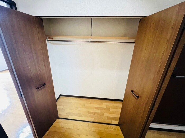 物件内観写真15　(収納)