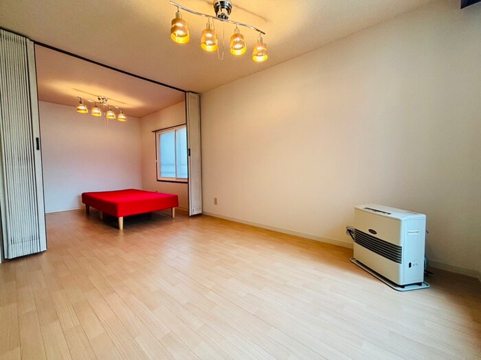 物件内観写真9　(居室)