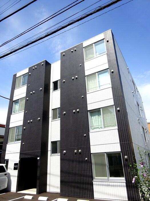 物件外観写真1　(外観写真)