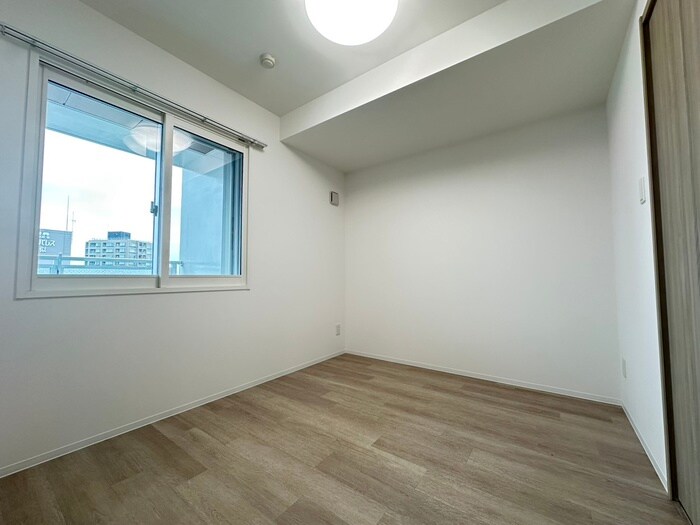 物件内観写真16　(居室)