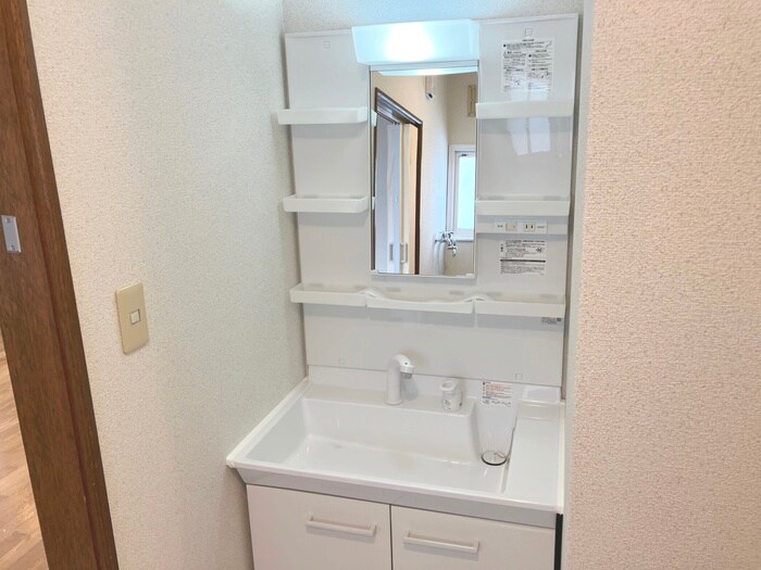 物件内観写真15　(洗面)