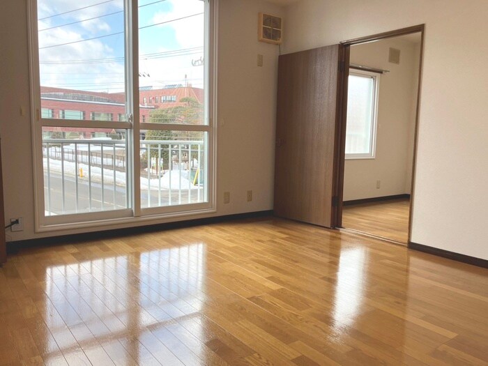 物件内観写真18　(居室)