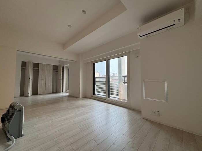 物件内観写真2　(居室)